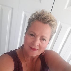 Meet your Posher, Deb